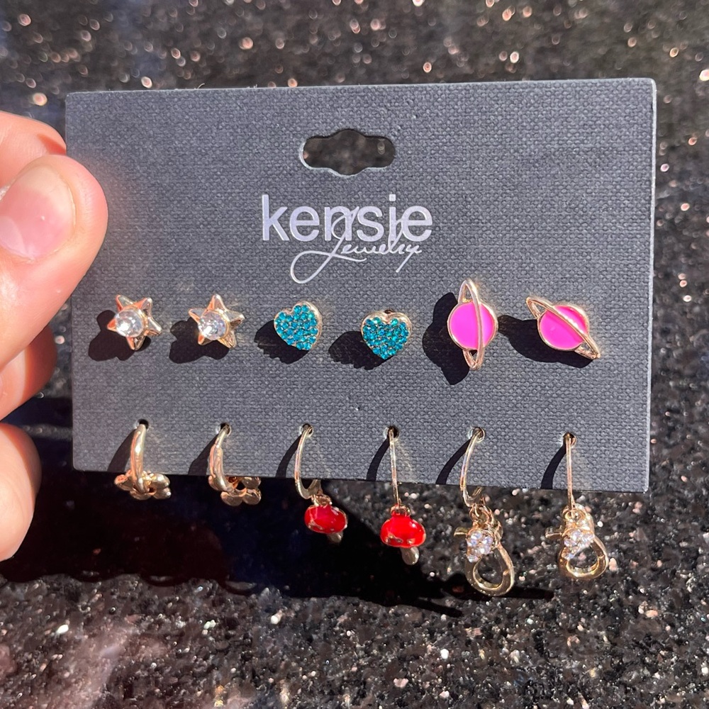 Women’s gold jewelry